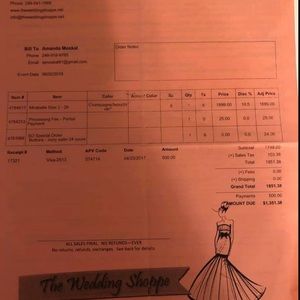 Ivory wedding dress size 8! Never worn, no alterations to dress.